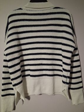crown & ivy Black and White Striped Crewneck Sweater